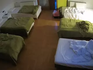 Julmodels Bedroom-D6's Live Sex Cam Show