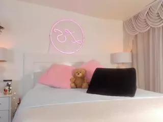 Lauren Saenz's Live Sex Cam Show