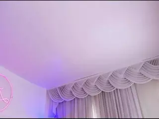 Lauren Saenz's Live Sex Cam Show