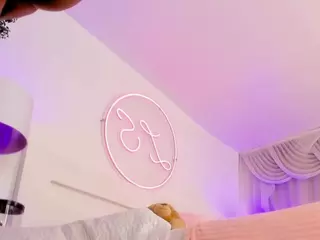 Lauren Saenz's Live Sex Cam Show