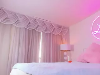 Lauren Saenz's Live Sex Cam Show