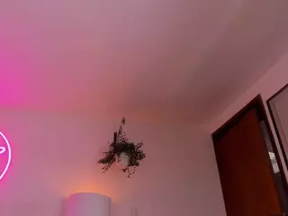 Lauren Saenz's Live Sex Cam Show