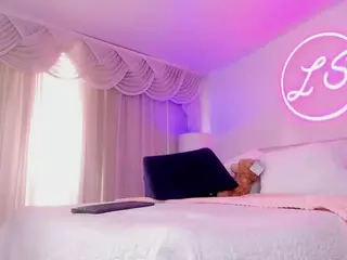Lauren Saenz's Live Sex Cam Show