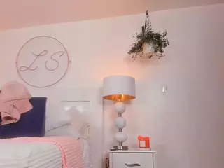 Lauren Saenz's Live Sex Cam Show
