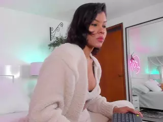 Lauren Saenz's Live Sex Cam Show