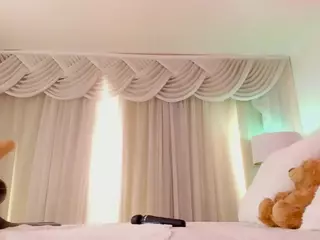 Lauren Saenz's Live Sex Cam Show