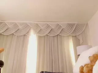Lauren Saenz's Live Sex Cam Show