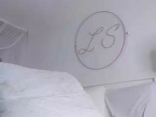 Lauren Saenz's Live Sex Cam Show