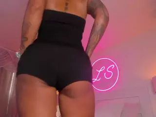 Lauren Saenz's Live Sex Cam Show