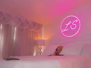 Lauren Saenz's Live Sex Cam Show