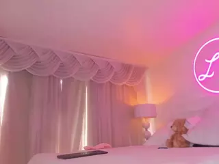 Lauren Saenz's Live Sex Cam Show