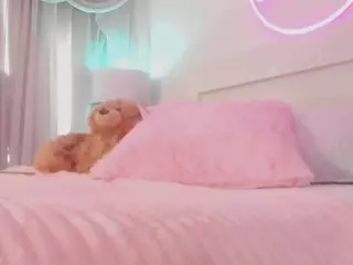 Lauren Saenz's Live Sex Cam Show