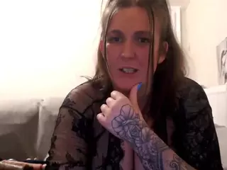 harleyslut's Live Sex Cam Show