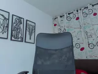 Fabiana BIG BOOBS's Live Sex Cam Show