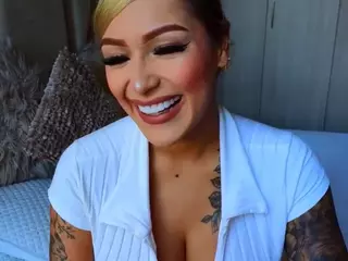 mia-hott's Live Sex Cam Show