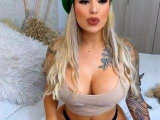 Mia-hott