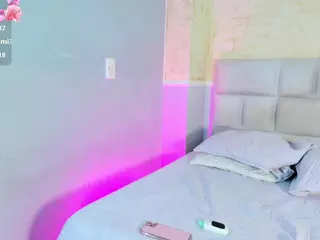 dapnhe's Live Sex Cam Show