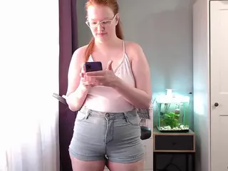 Lady Inari's Live Sex Cam Show