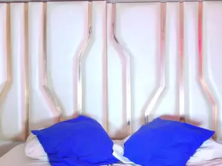 shanalawless's Live Sex Cam Show