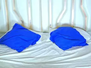 shanalawless's Live Sex Cam Show