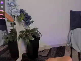 Adri Rogers's Live Sex Cam Show