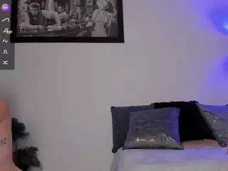 Adri Rogers's Live Sex Cam Show