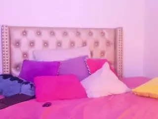 LenaStyles's Live Sex Cam Show