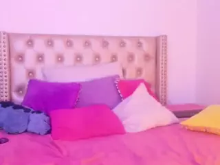 LenaStyles's Live Sex Cam Show