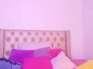 LenaStyles's Live Sex Cam Show