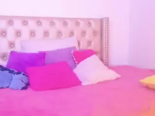 LenaStyles's Live Sex Cam Show