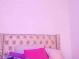 LenaStyles's Live Sex Cam Show