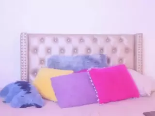 LenaStyles's Live Sex Cam Show