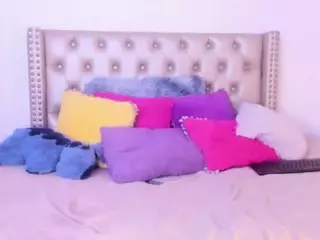 LenaStyles's Live Sex Cam Show