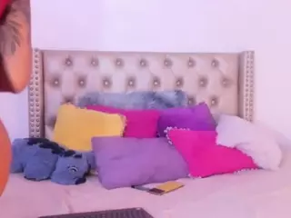 LenaStyles's Live Sex Cam Show