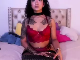 LenaStyles's Live Sex Cam Show