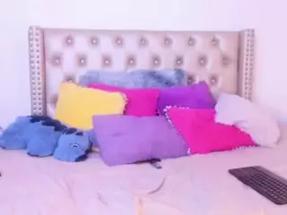 LenaStyles's Live Sex Cam Show