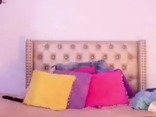 LenaStyles's Live Sex Cam Show
