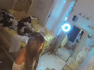 voyeurcam hornyhostel 03's Live Sex Cam Show