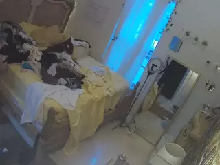 voyeurcam hornyhostel 03's Live Sex Cam Show