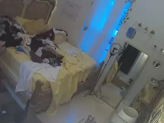 voyeurcam hornyhostel 03's Live Sex Cam Show