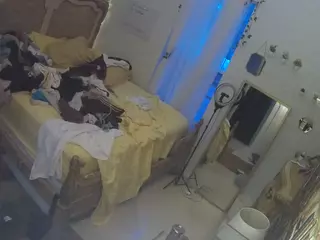 voyeurcam hornyhostel 03's Live Sex Cam Show