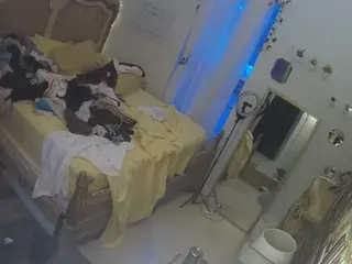 voyeurcam hornyhostel 03's Live Sex Cam Show