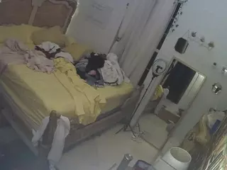 voyeurcam hornyhostel 03's Live Sex Cam Show