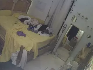 voyeurcam hornyhostel 03's Live Sex Cam Show