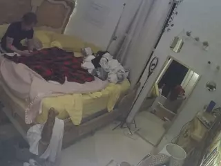 voyeurcam hornyhostel 03's Live Sex Cam Show