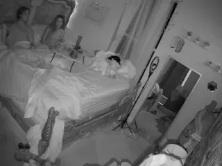 voyeurcam hornyhostel 03's Live Sex Cam Show