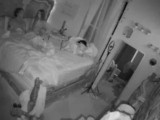 voyeurcam hornyhostel 03's Live Sex Cam Show