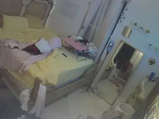 voyeurcam hornyhostel 03's Live Sex Cam Show