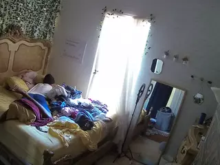 voyeurcam hornyhostel 03's Live Sex Cam Show