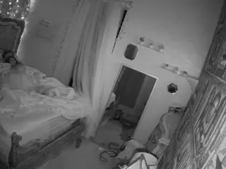voyeurcam hornyhostel 03's Live Sex Cam Show